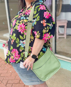 Go Getter Classic Crossbody Purse