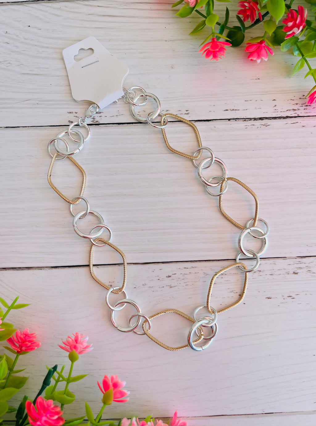 Out on the Town Two Toned Link Necklace